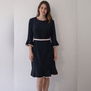 Donna Morgan Black Cream Trim Bell Sleeve Sheath Dress Size 8